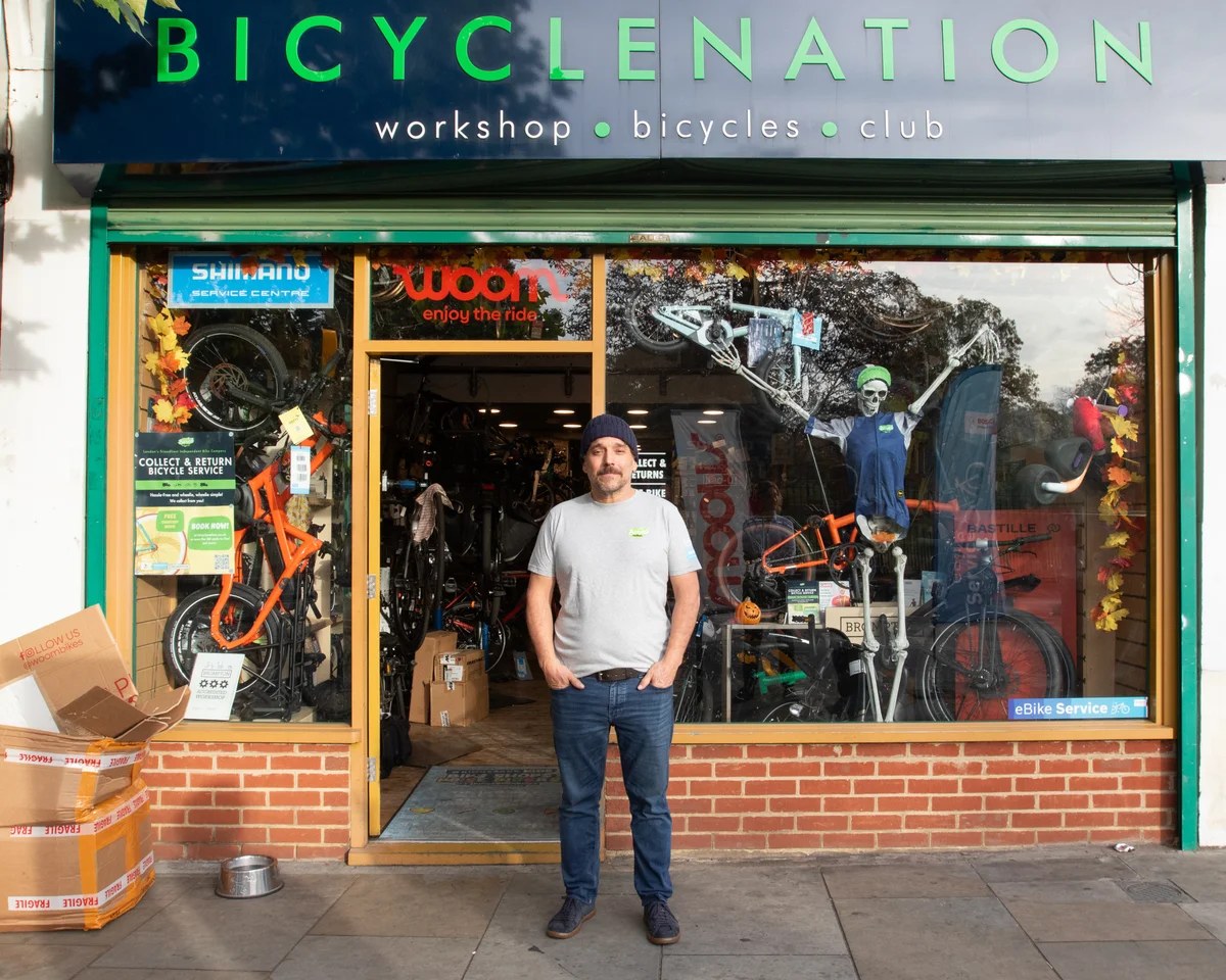 Stinky business: south London bike shop hit by ‘unbearable’ stench from Thames Water sewer